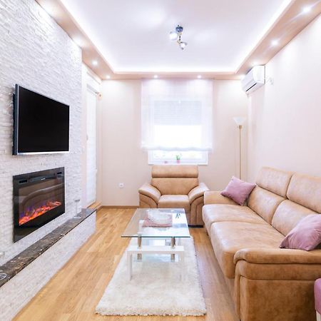 נובי סאד Mili Lux Apartman מראה חיצוני תמונה