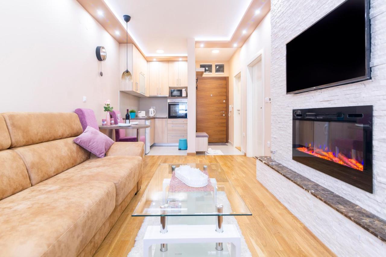 נובי סאד Mili Lux Apartman מראה חיצוני תמונה