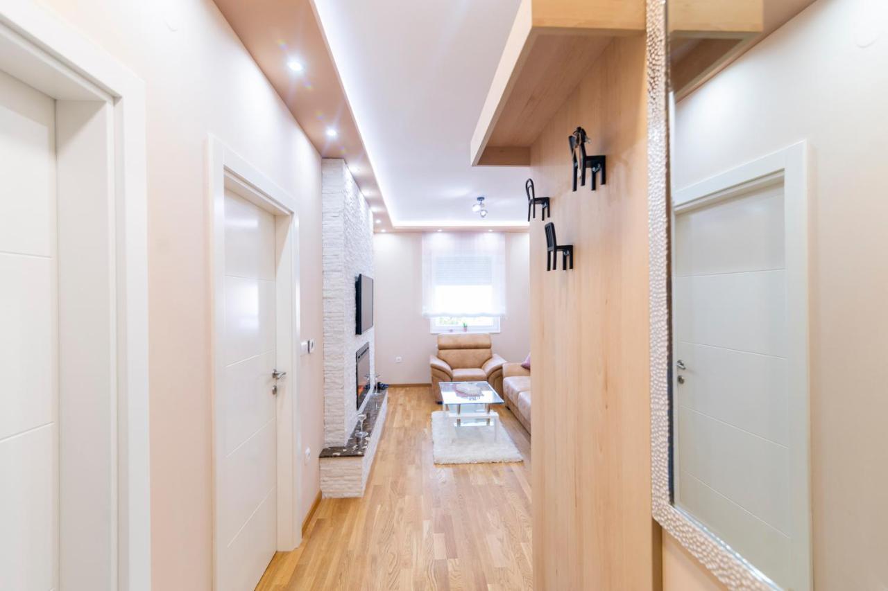 נובי סאד Mili Lux Apartman מראה חיצוני תמונה