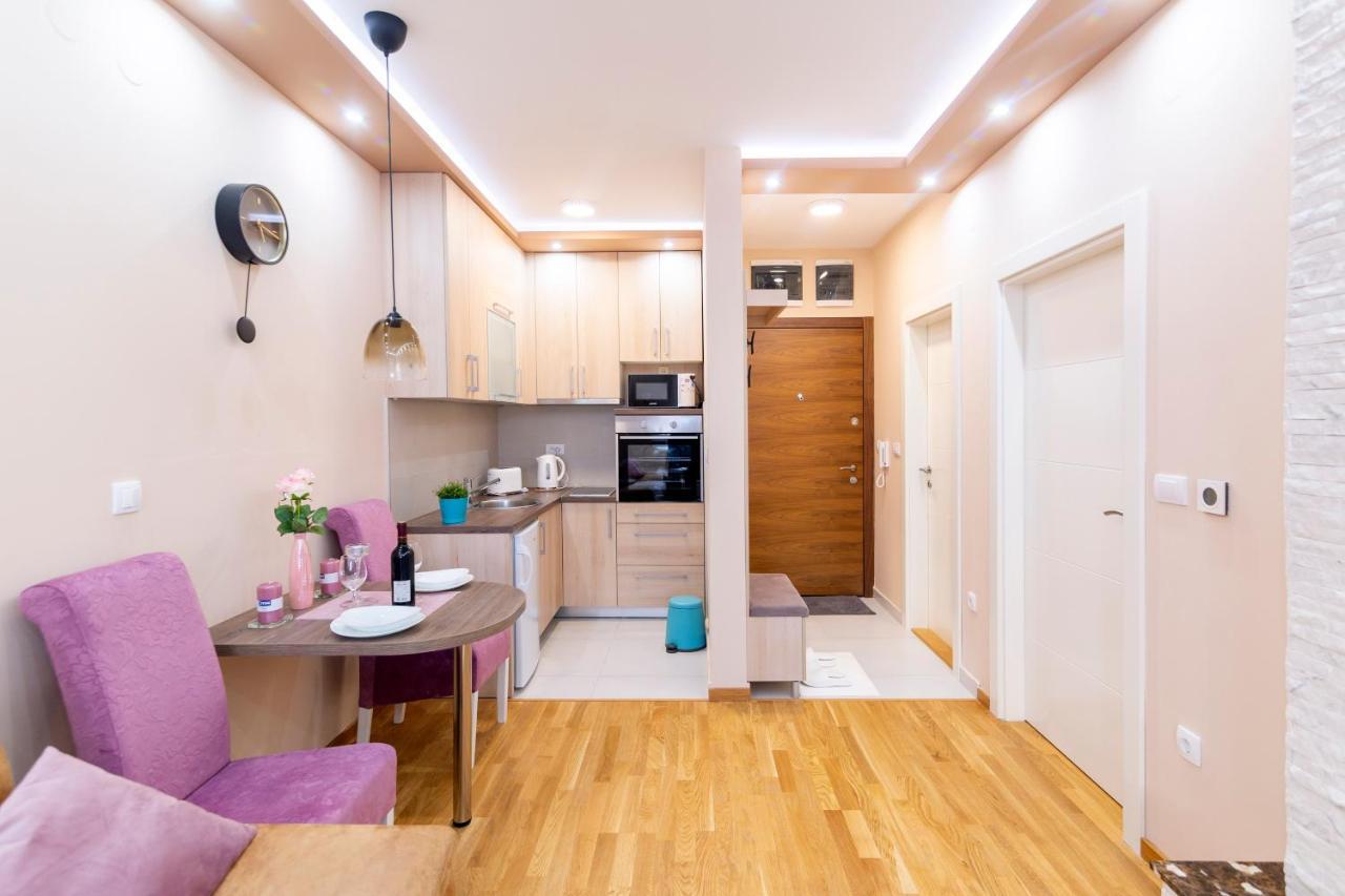נובי סאד Mili Lux Apartman מראה חיצוני תמונה